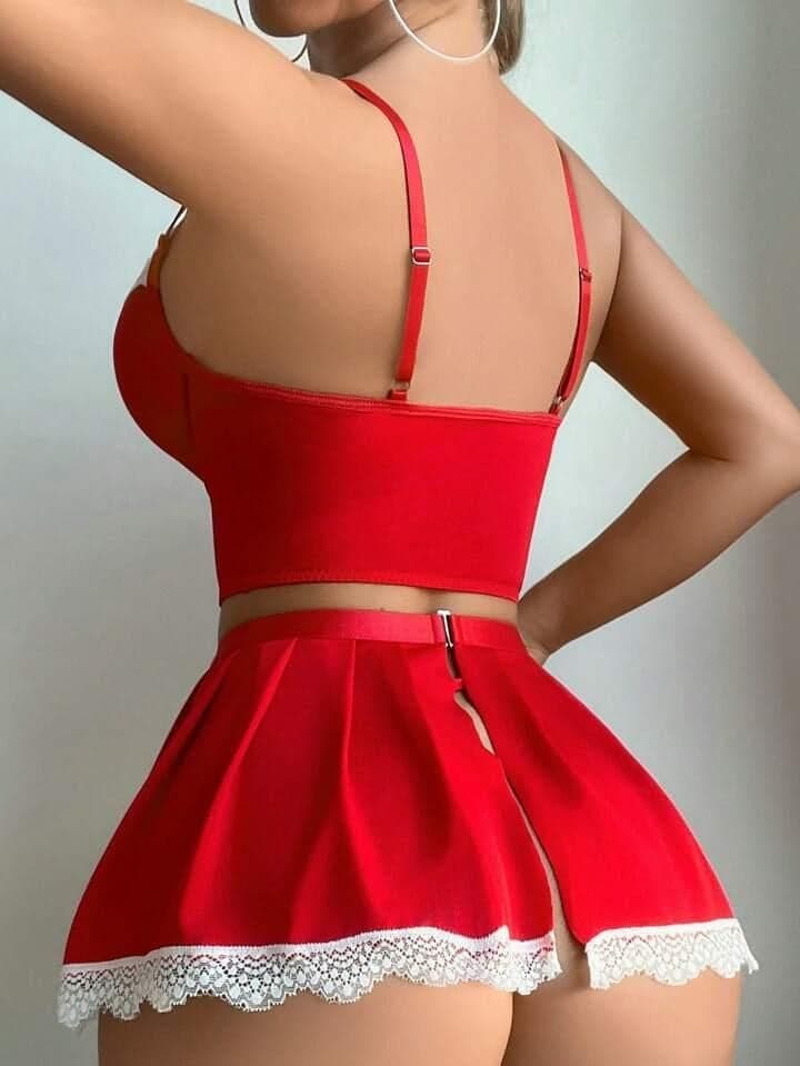 Kırmızı Hizmetçi Kostümü