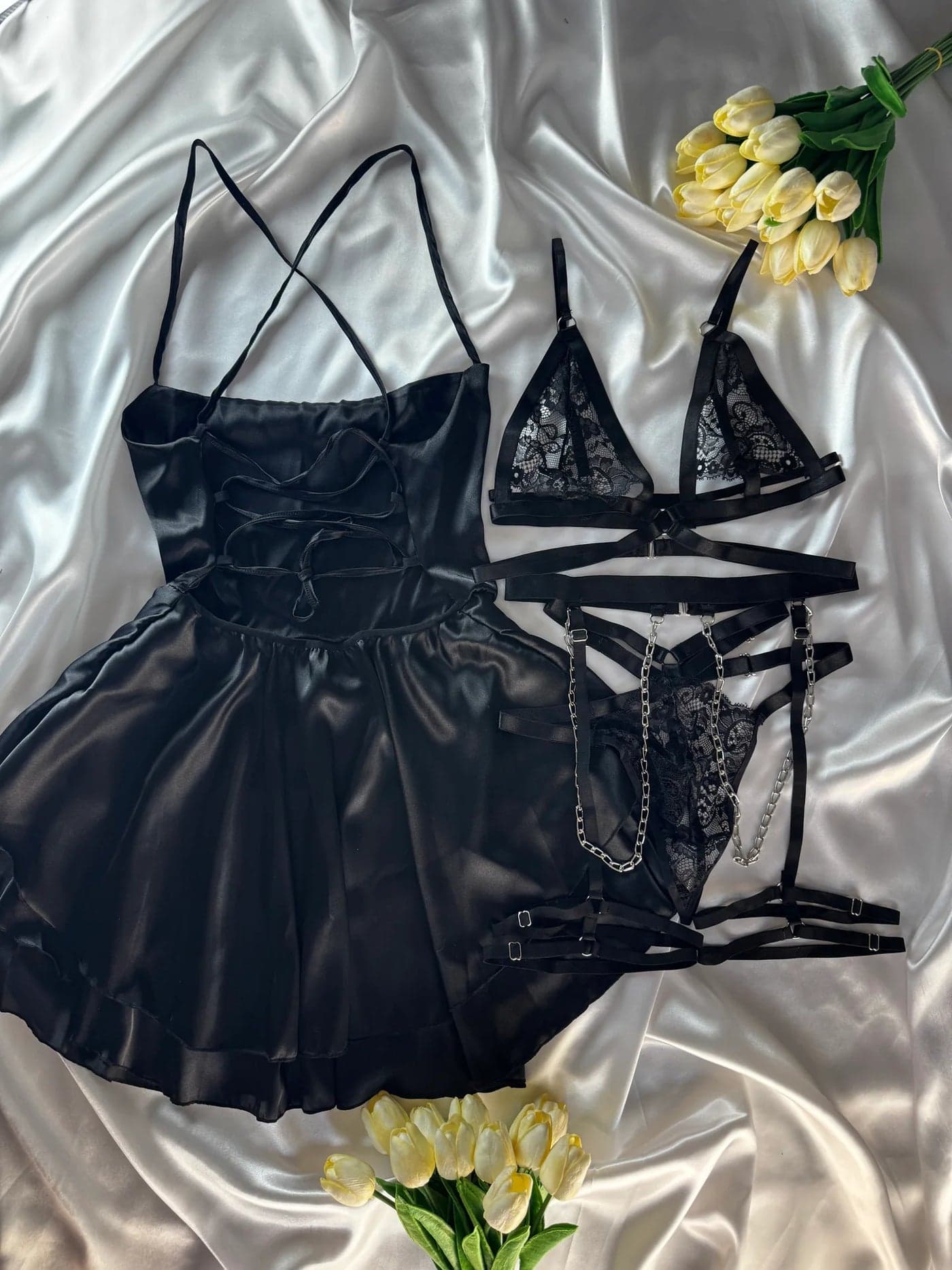 Siyah Volanlı Elbise & Bra Set